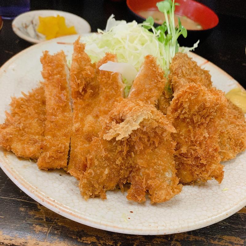 ミックス定食(とんかつ重廣)