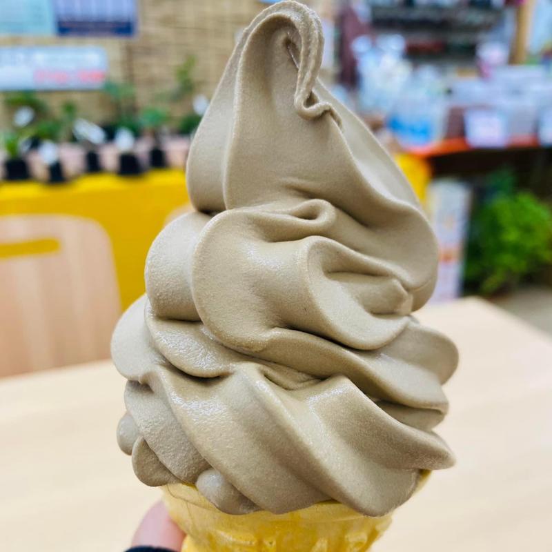 ほうじ茶ソフトクリーム(お茶の尾川園 )