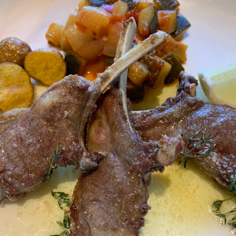 骨付きラムのソテー(ホテルオークラ東京　オーキッド)