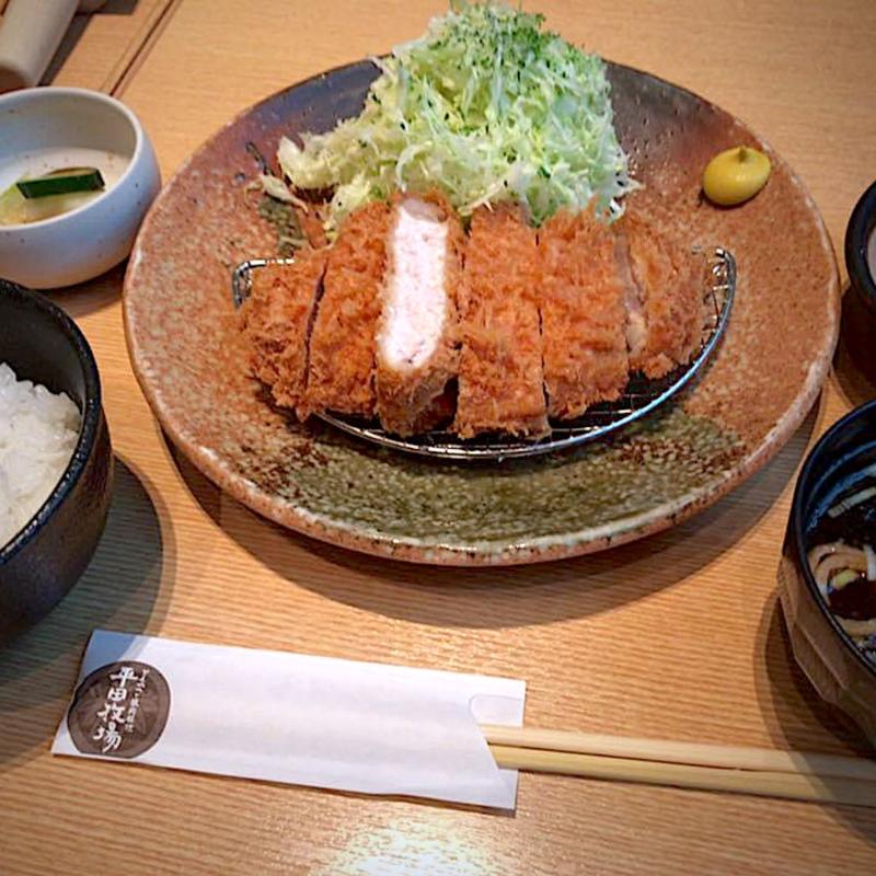 三元豚厚切りロースかつ膳(平田牧場 ホテルメトロポリタン山形店 )