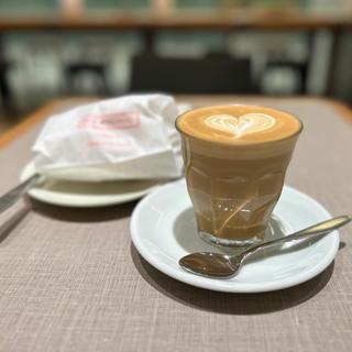 Cafe Latte(オールプレス・エスプレッソ 虎ノ門 カフェ)
