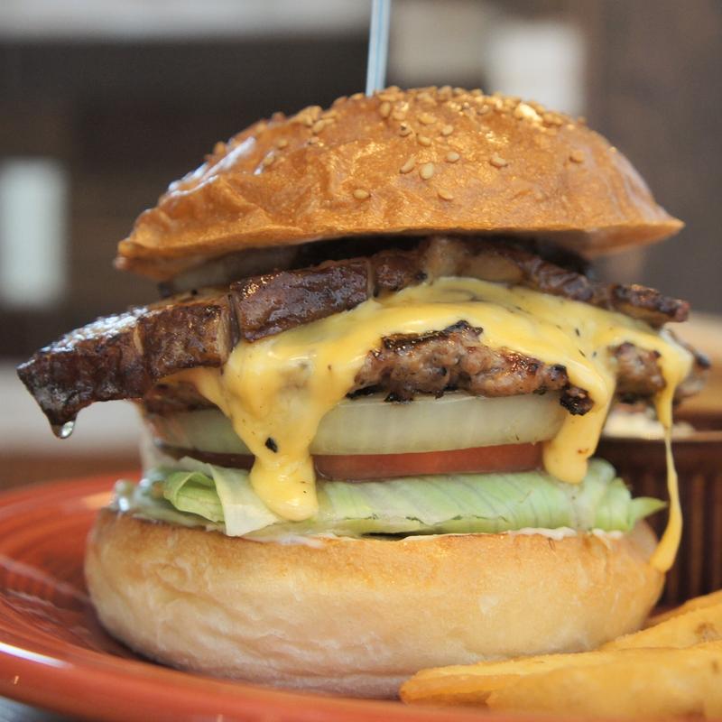 ベーコンチーズバーガー(Monks on the Moon)