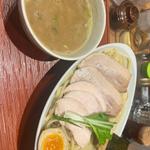 鶏白湯魚介つけ麺