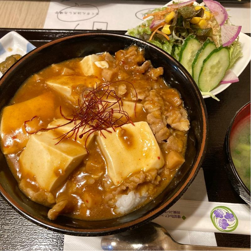 麻婆丼セット(定食屋とんとん)
