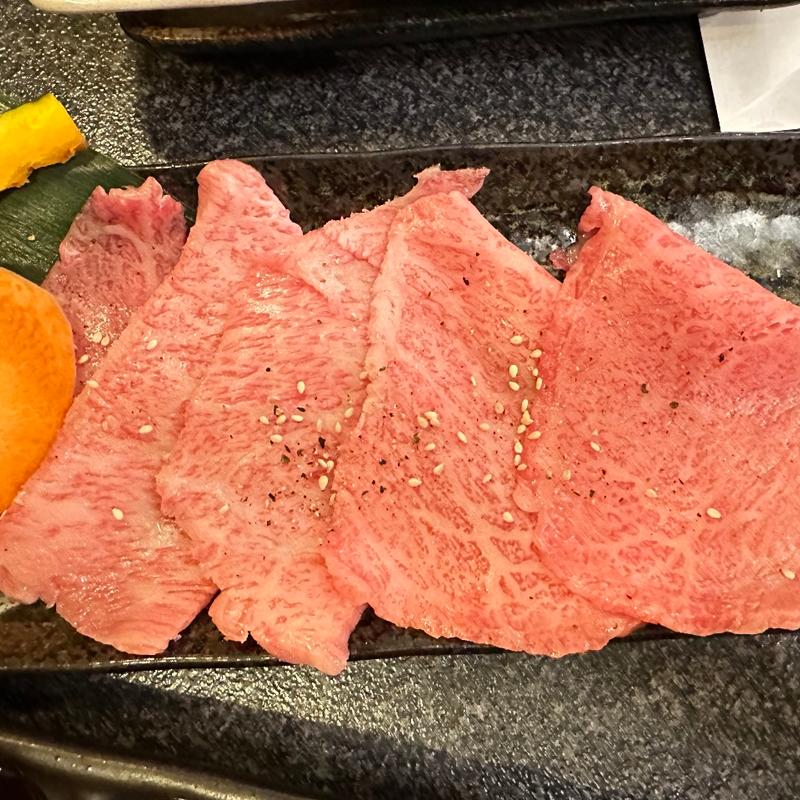 幻ロース(食彩和牛しげ吉 青葉台店)