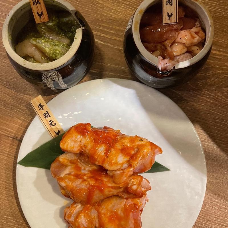 ササミ、手羽元、鶏もも(鶏焼き居酒屋 とりでん)