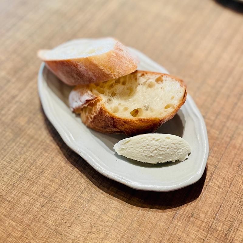 ランチショートコース　パンとトリュフ風味のホイップバター(Bistro flat)
