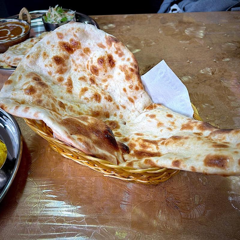 プレーンナン(ネパール料理 Newa)