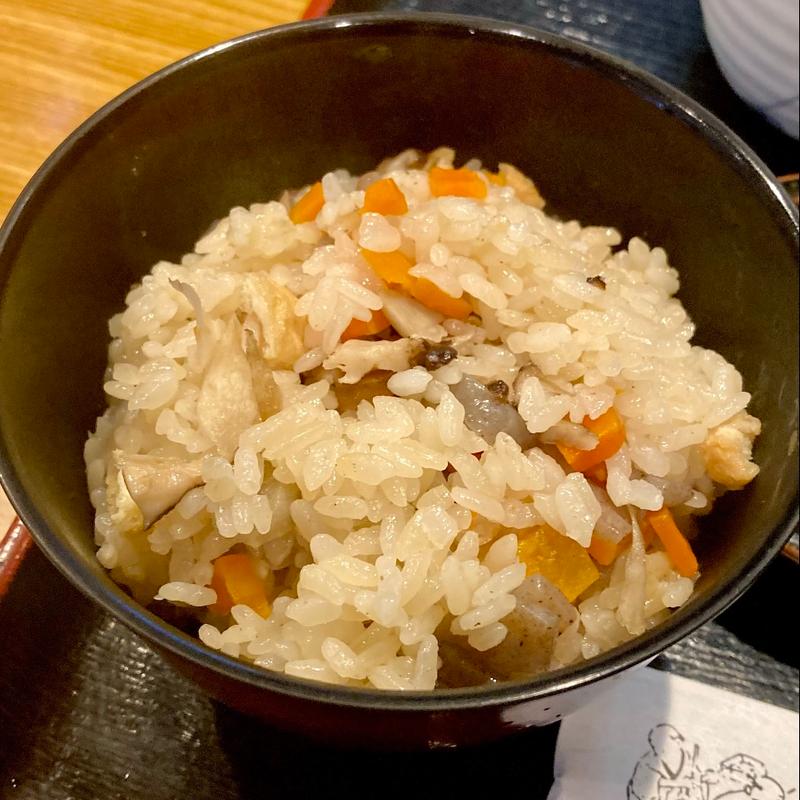 かやくご飯(手造りうどん 楽々 （らくらく）)