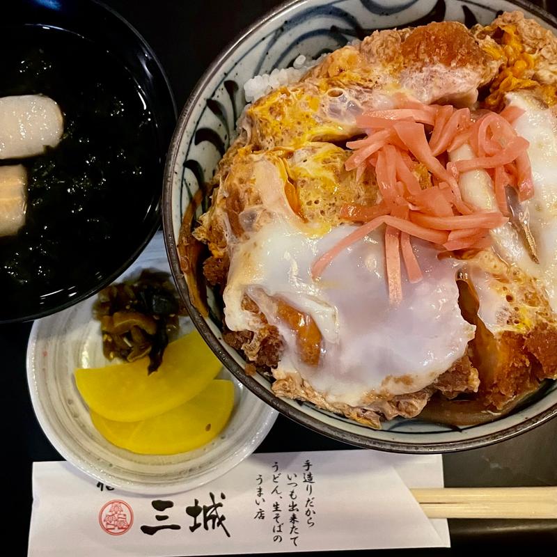 かつ丼(信州そば三城 )