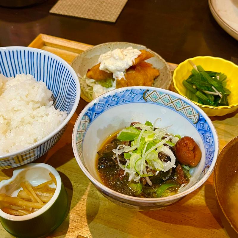 鯖の黒煮　チキン南蛮定食(食堂新)