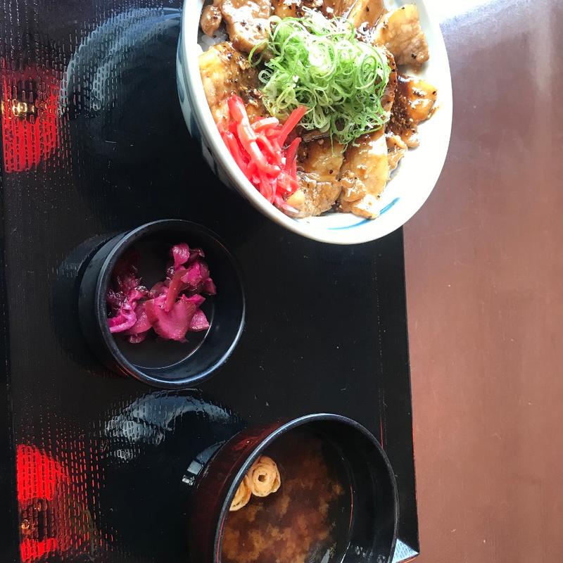 醤油厚切り豚丼(極楽湯 豊橋店)