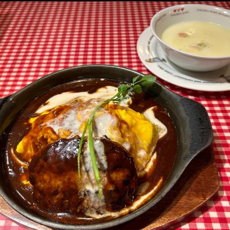 とろ〜り卵のデミグラスハンバーグドリア(ラケル セレオ国分寺店)