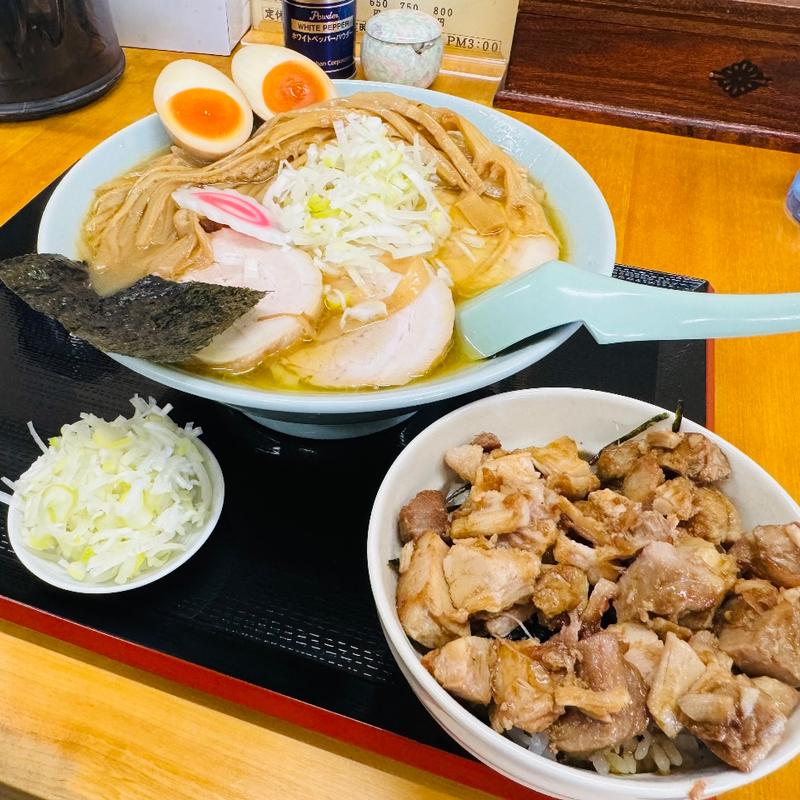 手打ちチャーシュー中華そば大盛＋味玉＋メンマ＋ライス(中華そば 香十)