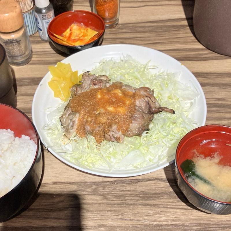 鶏のもも焼き定食(居酒屋 十兵衛)