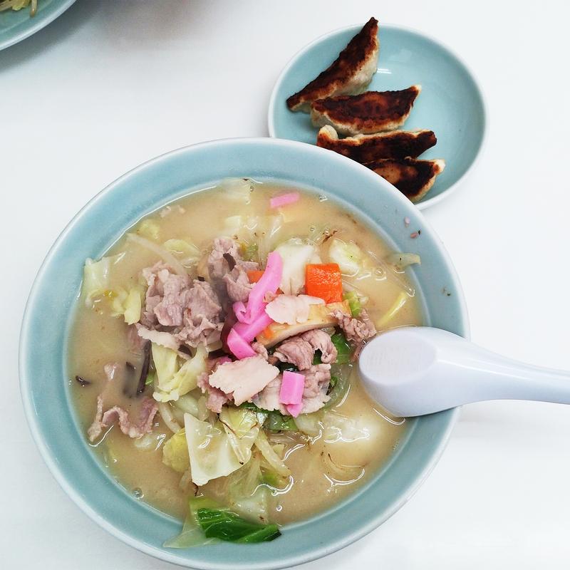 ちゃんぽん・餃子セット(中華 万来(ばんらい))