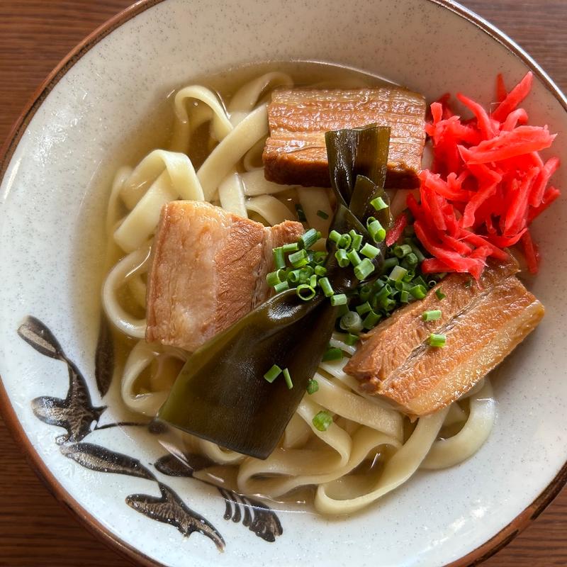 三枚肉そば(大城そば家)