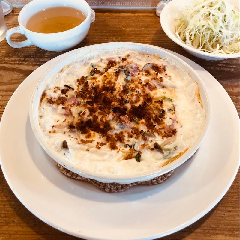 ベーコンとほうれん草のパスタグラタン(ダイニングカフェ　奇聞屋 )