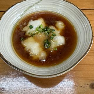 ジーマミー豆腐の揚出し(沖縄料理と島どうふ【TOPU】)