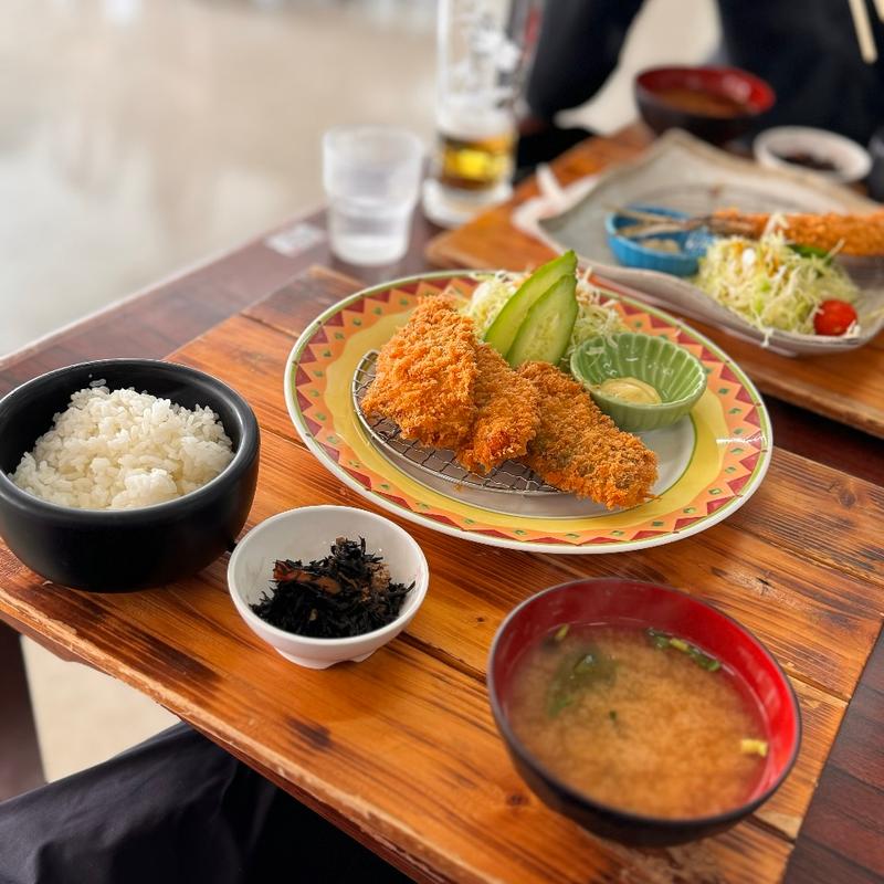 ミックスフライ定食(波留菜亭 )