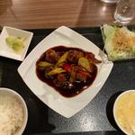 黒酢酢豚定食(黄金の華 亀戸店)