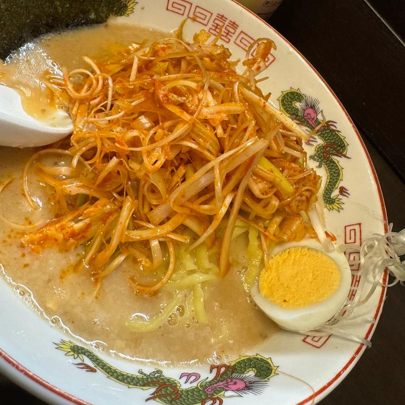 ネギとんこつ(味噌)(岡ちゃんラーメン （おかちゃんらーめん）)