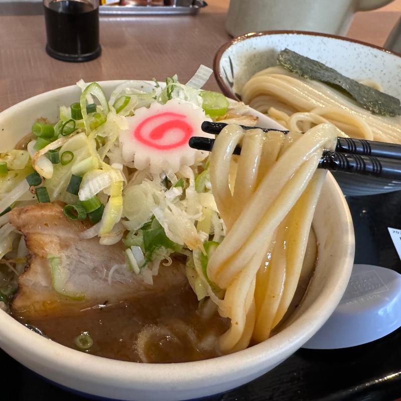 野菜つけ麺（中盛300g ・ バラチャーシュー）(大勝軒 てつ )