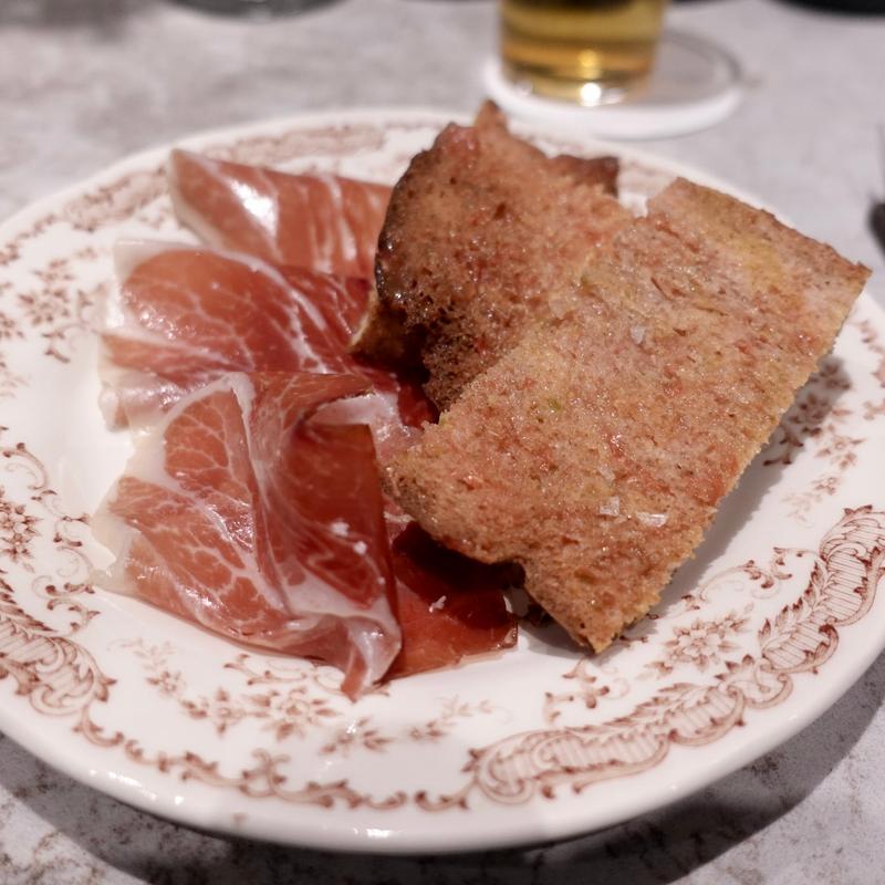 イベリコ生ハムとパンコントマテ(CARMEN（カルメン）)