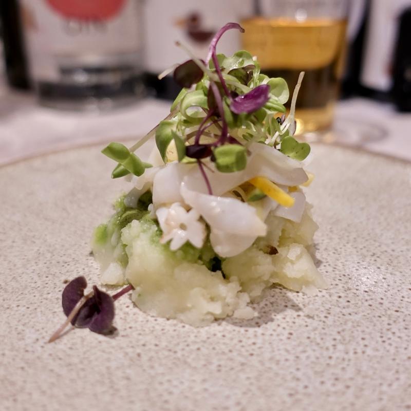 ズッキーニとアオリイカのタリアータ(CARMEN（カルメン）)