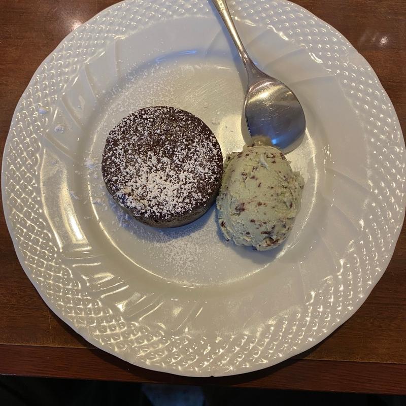 キャラメルフォンダショコラチョコミント添え(星乃珈琲 千日前店)