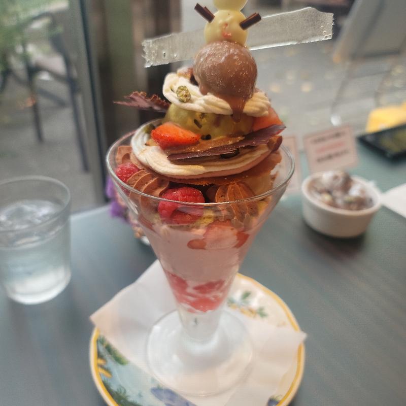 パフェパレドオールイヴェール(ショコラティエ パレ ド オール 東京)