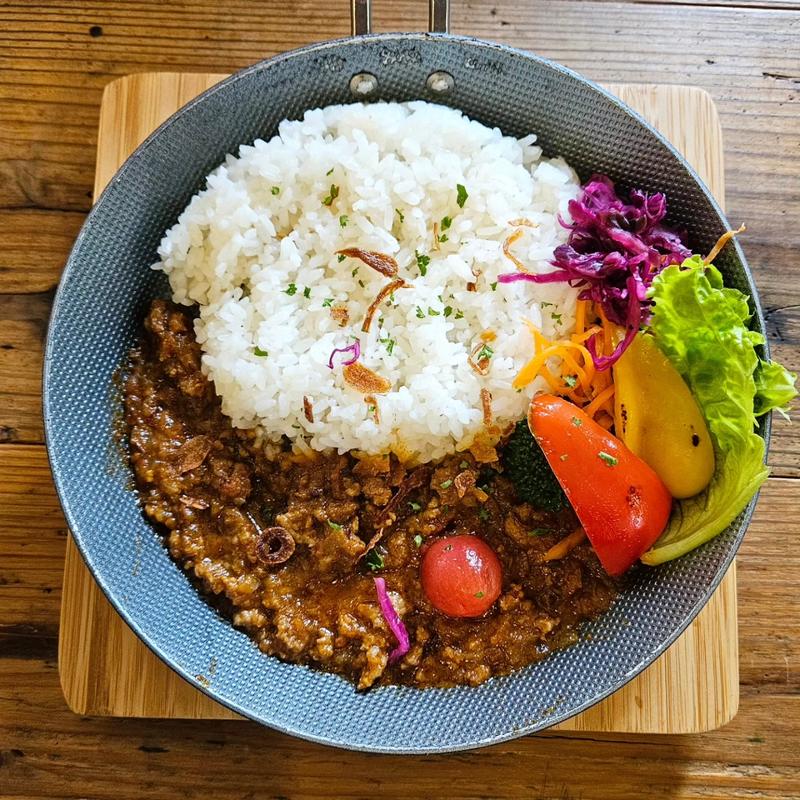 いのししキーマカレー(シェアカフェ ニコエント)