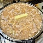 豚バラキャベツのじゃがバタ旨味噌鍋 くるみ入り