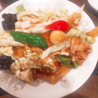 中華丼(歓迎（ホアンヨン） 本店)
