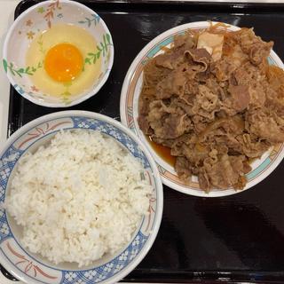 牛皿 玉子(牛丼専門サンボ 神保町店)