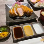 脂身の少ないロース定食250g