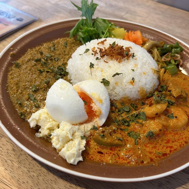 2種合いがけカレー(袋町 Owls Hoot)