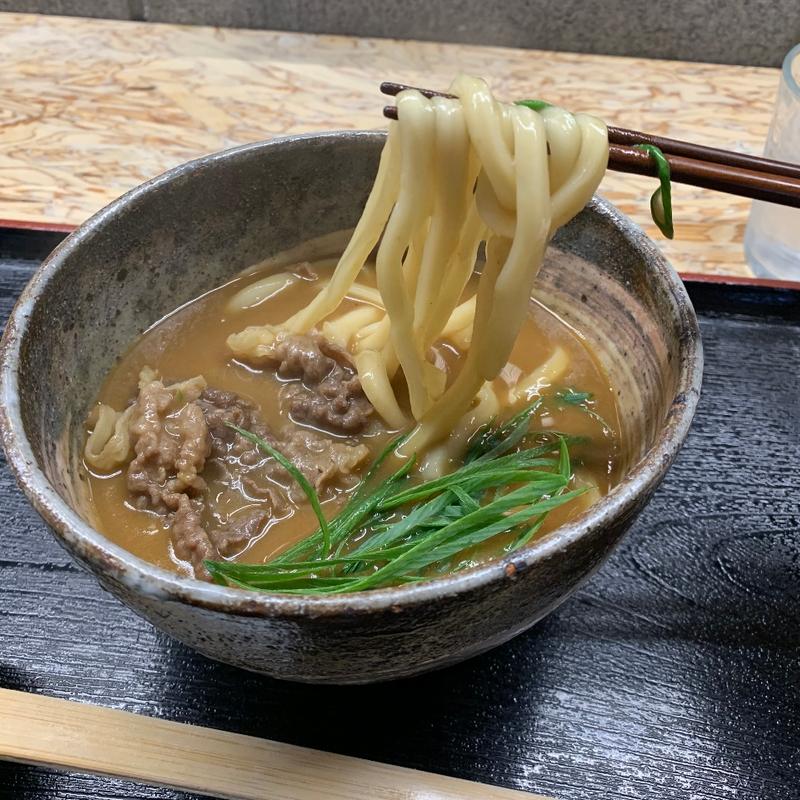 カレーうどん(花車 （ハナグルマ）)