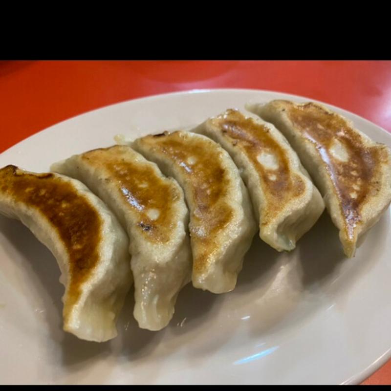ギョウザ(中華料理 銀龍)