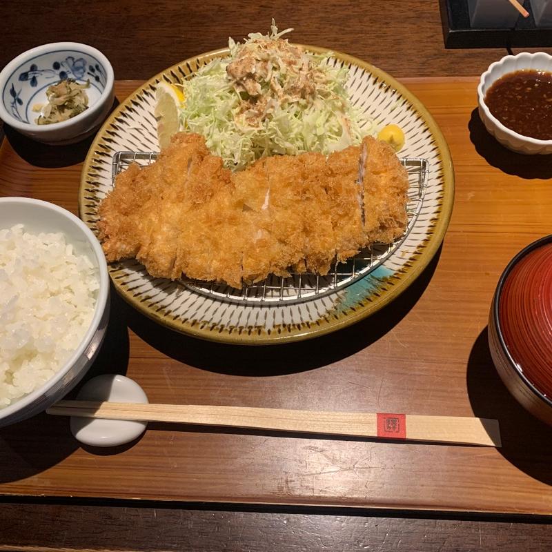 麓鶏のチキンカツ定食(赤坂うまや)