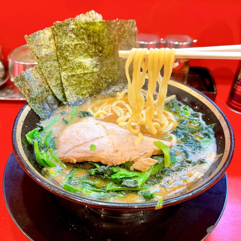 ほうれん草ラーメン(並)(横浜家系ラーメン　志田家　蒲田店)