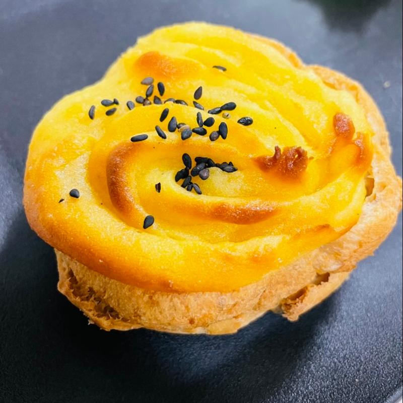 ベイクドスイートポテトシュー(ビアードパパ ラスカ茅ヶ崎店)