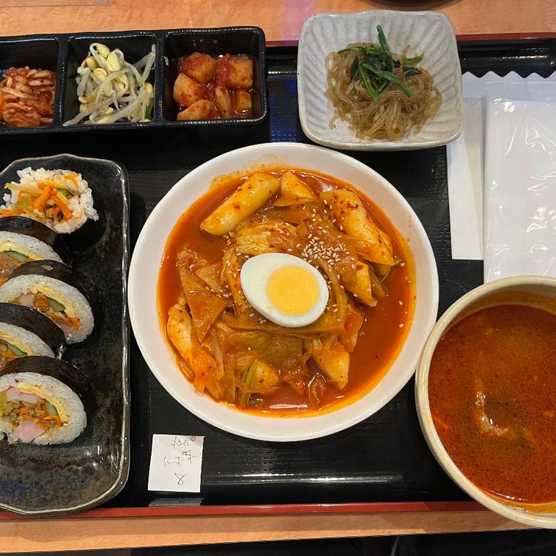 キンパ＆トッポギ定食(扶餘(プヨ) 電力ビル店)