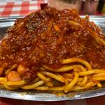 ナポリタン(メガ)ぶっかけミート(スパゲッティーのパンチョ 新宿南口店)