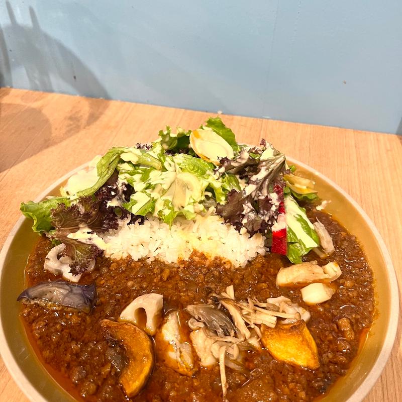 自家挽鶏もも肉とチャナダルキーマ(地球屋)