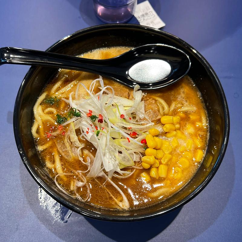 味噌魚介とんこつラーメン(ラーメン海鳴 天神店)
