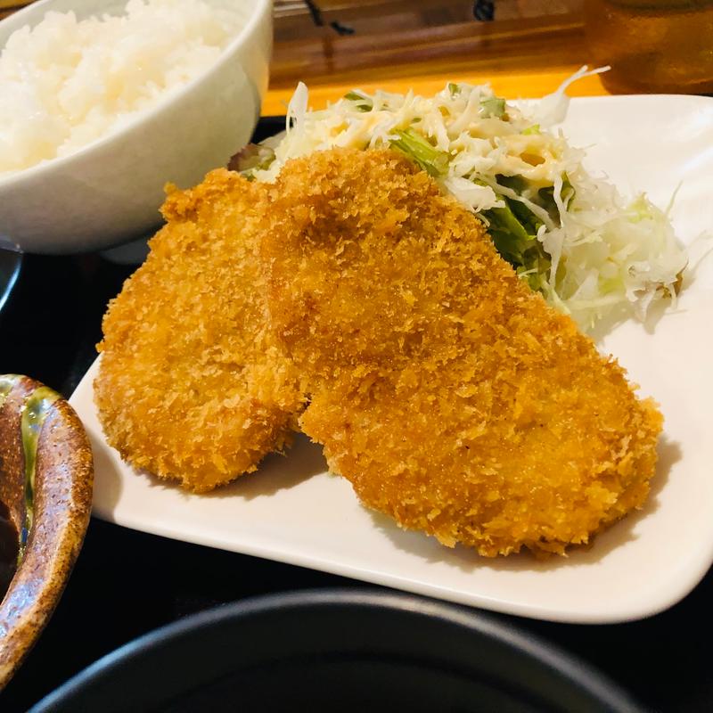 ヒレカツ_刺身定食(ずぼらや四季)