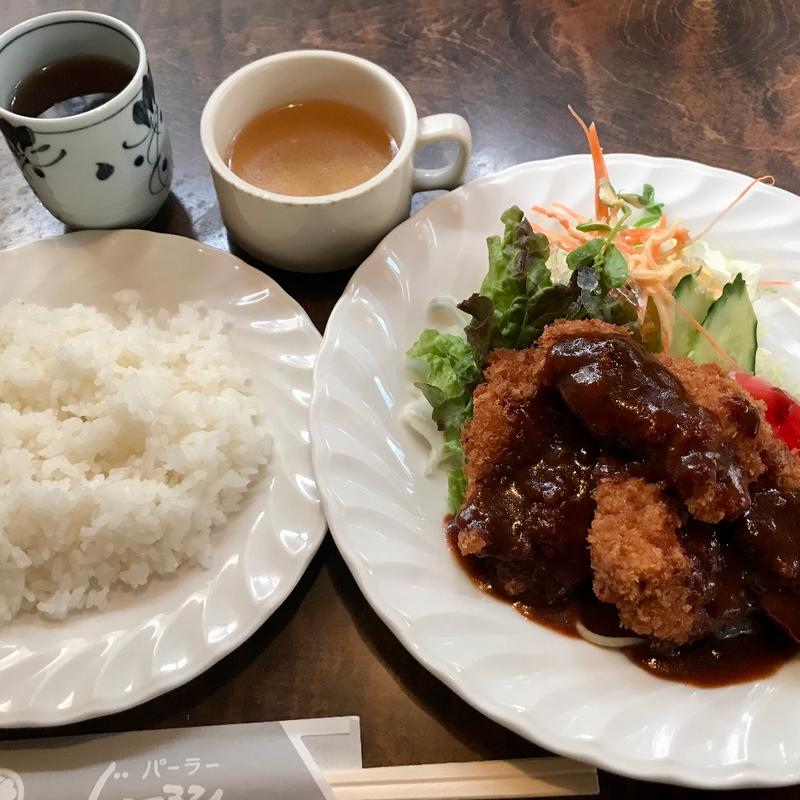 チキンカツランチ(パーラー ムーミン)