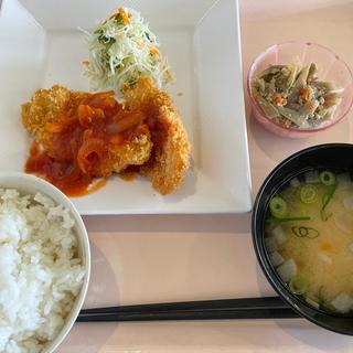 本日おすすめランチ(広島市役所職員食堂 )