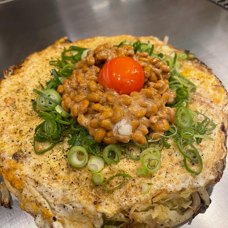 肉玉うどん＋月見ネギ＋納豆(広島風お好み焼き まるちゃん)